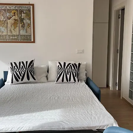 Little Blue Apartment *