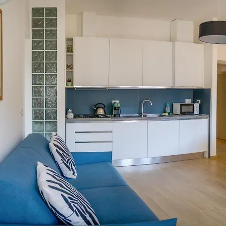 Apartment Little Blue